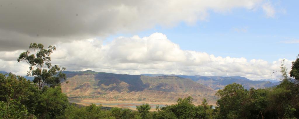 Hotel Mount View Heritage Panchgani Esterno foto